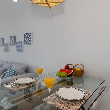 Apartment 100% Seaview, 2 Minutes To The And Parking Benalmadena